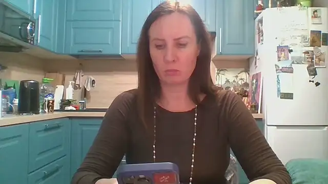 ALICAINWONDERLAND online show from February 28, 2026, 6:07 pm