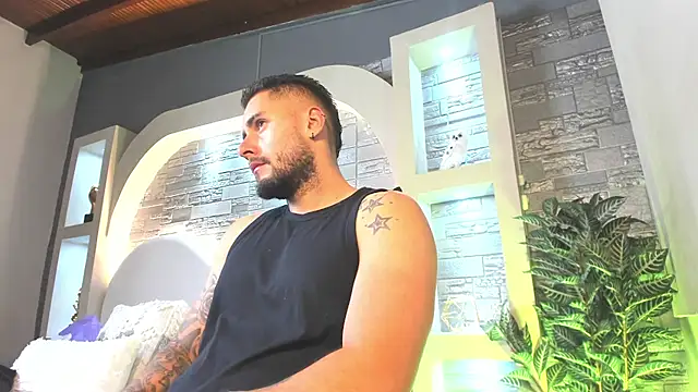 dominic de luca online show from November 13, 2025, 2:37 am