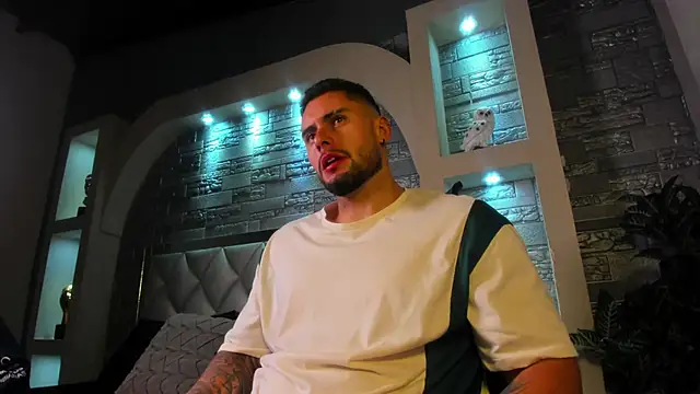 dominic de luca online show from September 27, 2025, 1:56 am