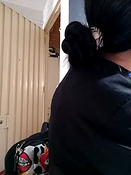 Venus Rivers online show from October 28, 2025, 1:32 pm