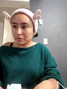 Venus Rivers online show from October 10, 2025, 1:34 pm