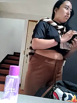 Venus Rivers online show from October 20, 2025, 1:11 pm