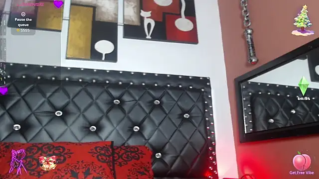 Snapshot of Engeelll chatting on December 15, 2025, 6:36 pm Engeelll online show from December 15, 2025, 6:36 pm