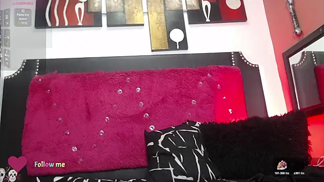 Snapshot of Engeelll chatting on November 8, 2025, 6:55 pm Engeelll online show from November 8, 2025, 6:55 pm