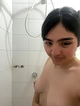 Snapshot of Clementyne30 chatting on September 23, 2025, 9:22 pm Clementyne30 online show from September 23, 2025, 9:22 pm