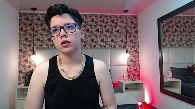 Snapshot of SpencerMontgomery chatting on September 17, 2025, 7:16 pm SpencerMontgomery online show from September 17, 2025, 7:16 pm