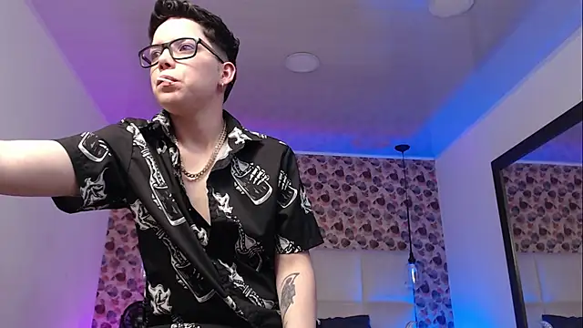 Snapshot of SpencerMontgomery chatting on September 25, 2025, 9:43 pm SpencerMontgomery online show from September 25, 2025, 9:43 pm