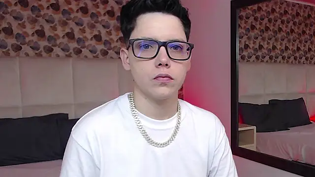 Snapshot of SpencerMontgomery chatting on October 12, 2025, 4:41 pm SpencerMontgomery online show from October 12, 2025, 4:41 pm