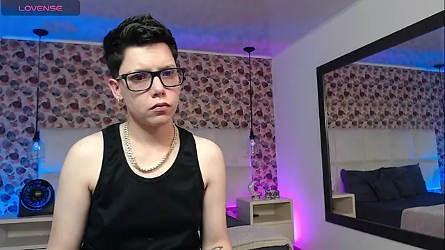 Snapshot of SpencerMontgomery chatting on September 26, 2025, 7:54 pm SpencerMontgomery online show from September 26, 2025, 7:54 pm