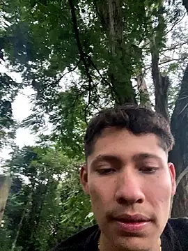 elfernh online show from October 8, 2025, 11:01 am