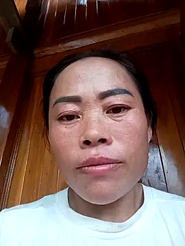 Snapshot of CoMay003 chatting on September 23, 2025, 6:42 am CoMay003 online show from September 23, 2025, 6:42 am