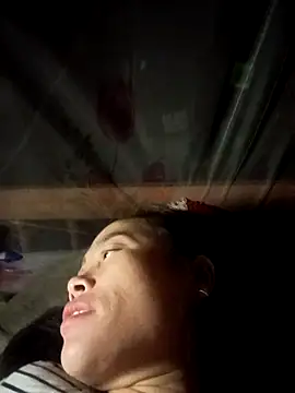 Snapshot of CoMay003 chatting on October 21, 2025, 9:47 pm CoMay003 online show from October 21, 2025, 9:47 pm