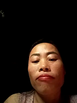 Snapshot of CoMay003 chatting on October 14, 2025, 11:58 pm CoMay003 online show from October 14, 2025, 11:58 pm