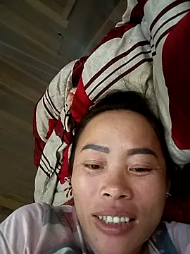 Snapshot of CoMay003 chatting on September 28, 2025, 1:40 pm CoMay003 online show from September 28, 2025, 1:40 pm