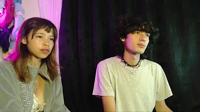 MixiPeach online show from April 14, 2026, 2:16 am