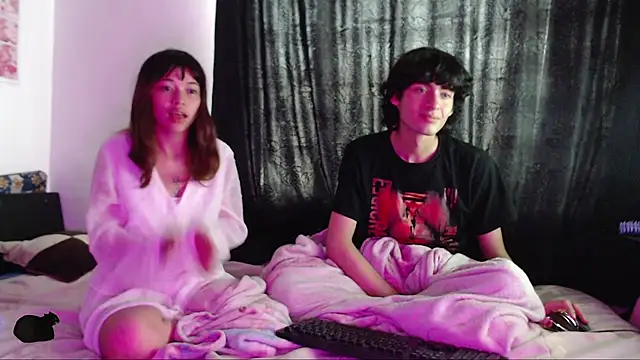 MixiPeach online show from January 14, 2026, 12:31 pm