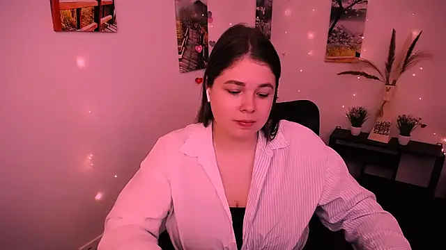  Lovely Mary online show from September 20, 2025, 11:04 am