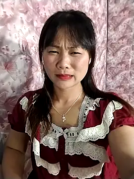 Snapshot of Sisi_dy01 chatting on October 31, 2025, 12:35 pm Sisi dy01 online show from October 31, 2025, 12:35 pm