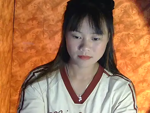 Snapshot of Sisi_dy01 chatting on October 12, 2025, 12:06 pm Sisi dy01 online show from October 12, 2025, 12:06 pm