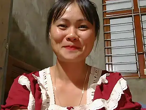 Snapshot of Sisi_dy01 chatting on September 28, 2025, 1:40 pm Sisi dy01 online show from September 28, 2025, 1:40 pm