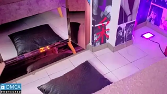 sofia sstone online show from October 27, 2025, 11:11 am