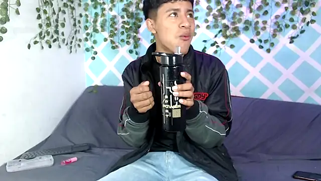 sebas boys577 online show from September 15, 2025, 1:55 pm