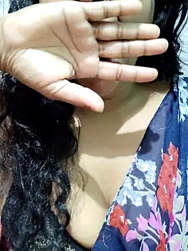 Snapshot of spicysuhana chatting on October 13, 2025, 11:27 pm spicysuhana online show from October 13, 2025, 11:27 pm