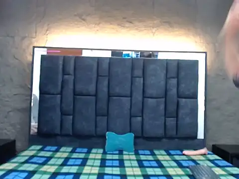 Snapshot of senna_mars chatting on October 10, 2025, 2:07 pm senna mars online show from October 10, 2025, 2:07 pm