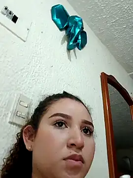 cristhi esterling online show from October 1, 2025, 6:12 pm