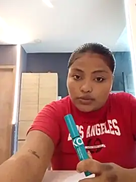 Snapshot of Cristal_hott1 chatting on February 24, 2026, 7:37 pm Cristal hott1 online show from February 24, 2026, 7:37 pm