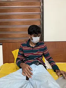 Snapshot of hiddenxdesire chatting on October 23, 2025, 1:37 am hiddenxdesire online show from October 23, 2025, 1:37 am