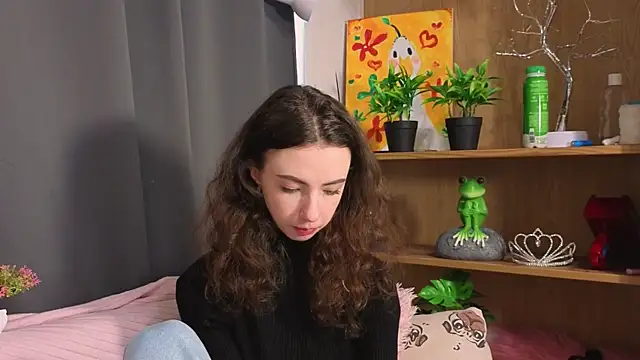 DeneenTurja online show from October 2, 2025, 9:56 am