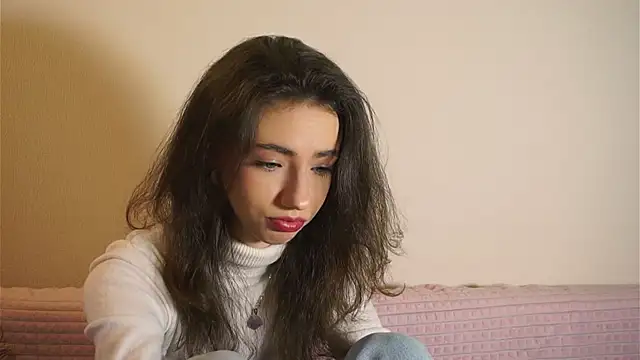 DeneenTurja online show from October 27, 2025, 10:38 am