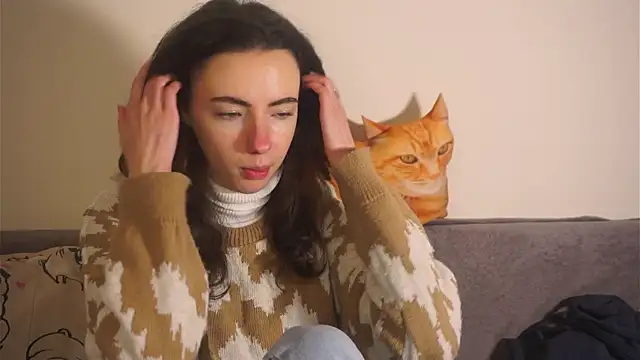 DeneenTurja online show from October 31, 2025, 7:49 am