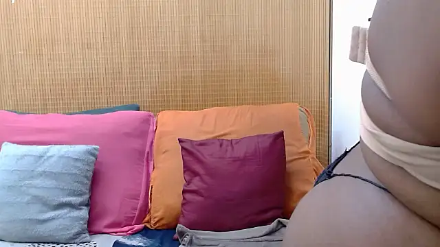 EXOTICBABEXX online show from October 28, 2025, 3:55 pm