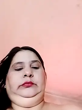 Snapshot of Ayma1983 chatting on November 6, 2025, 10:30 am Ayma1983 online show from November 6, 2025, 10:30 am