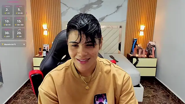 Snapshot of KAROLLJONES1 chatting on September 13, 2025, 7:36 pm KAROLLJONES1 online show from September 13, 2025, 7:36 pm