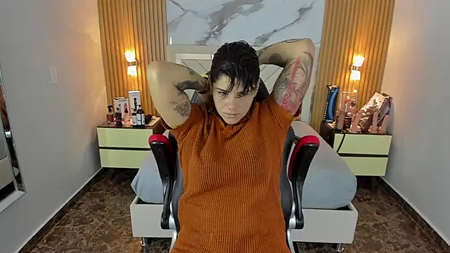 Snapshot of KAROLLJONES1 chatting on October 20, 2025, 8:09 pm KAROLLJONES1 online show from October 20, 2025, 8:09 pm