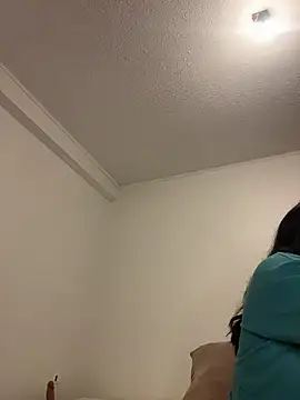 princesaliay online show from April 20, 2026, 10:51 am