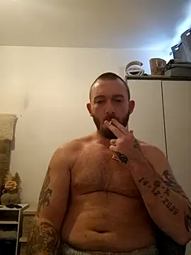 Mikeh609 online show from October 23, 2025, 1:21 pm