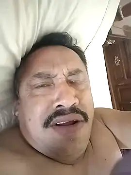 Snapshot of andreustoreto chatting on September 11, 2025, 9:04 pm andreustoreto online show from September 11, 2025, 9:04 pm