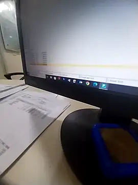 kiss like choco11 online show from April 13, 2026, 5:44 am