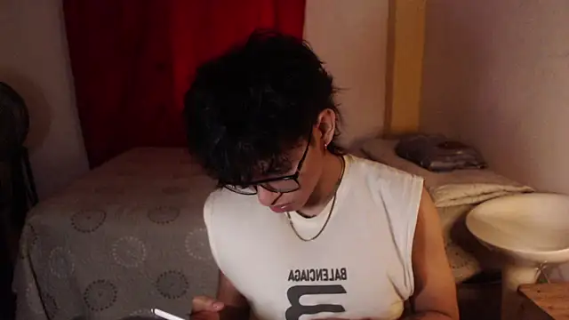 Snapshot of sung_yol chatting on November 22, 2025, 6:18 pm sung yol online show from November 22, 2025, 6:18 pm