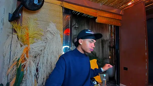 Snapshot of AlanCutee chatting on January 17, 2026, 11:58 am AlanCutee online show from January 17, 2026, 11:58 am