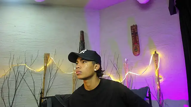 Snapshot of AlanCutee chatting on February 9, 2026, 11:41 am AlanCutee online show from February 9, 2026, 11:41 am