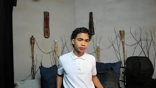 Snapshot of AlanCutee chatting on February 13, 2026, 11:54 am AlanCutee online show from February 13, 2026, 11:54 am