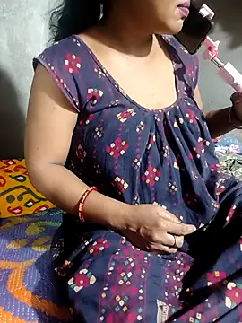 Cute-Swewty online show from September 27, 2025, 3:40 pm