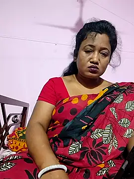 Snapshot of Cute-Swewty chatting on November 3, 2025, 1:37 pm Cute-Swewty online show from November 3, 2025, 1:37 pm