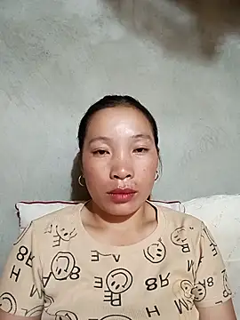 Snapshot of Tamy_20 chatting on October 15, 2025, 6:38 pm Tamy 20 online show from October 15, 2025, 6:38 pm