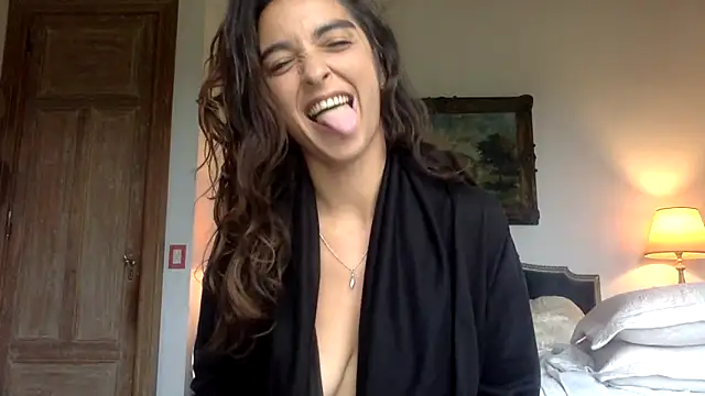 venuslibre online show from February 15, 2026, 12:59 pm